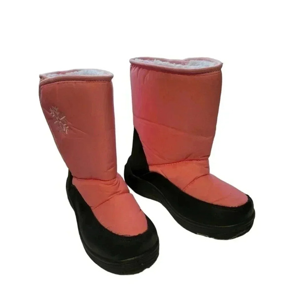 Other - Unbranded Childrens Snow Boots Size 1 NWOT